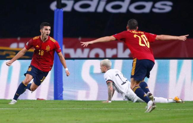  曼城青训小将破门，刷新队史最年轻纪录  