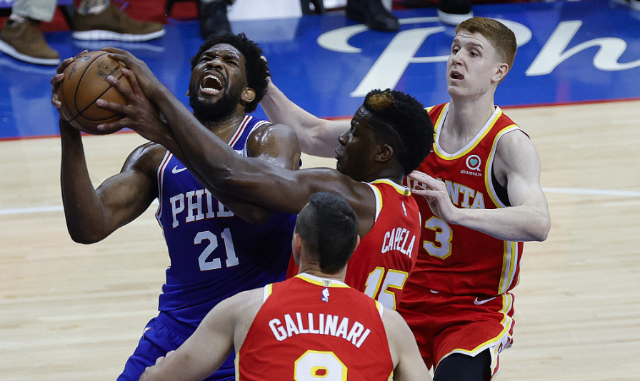  恩比德统治攻防两端数字人横扫马刺